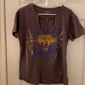 Adam Levine Silver Keyhole Tiger Tee